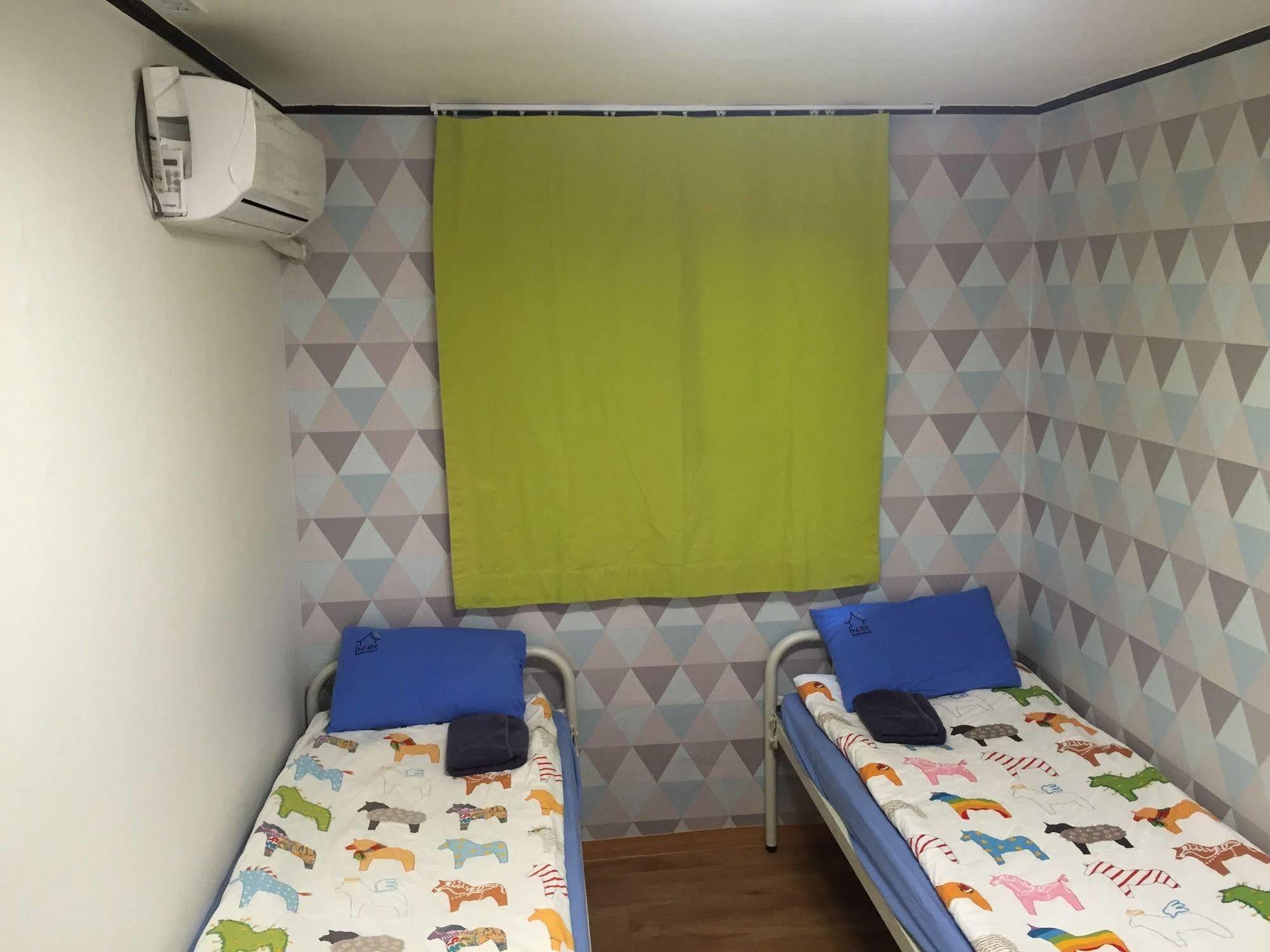 Backpackers Inside Seul Exterior foto