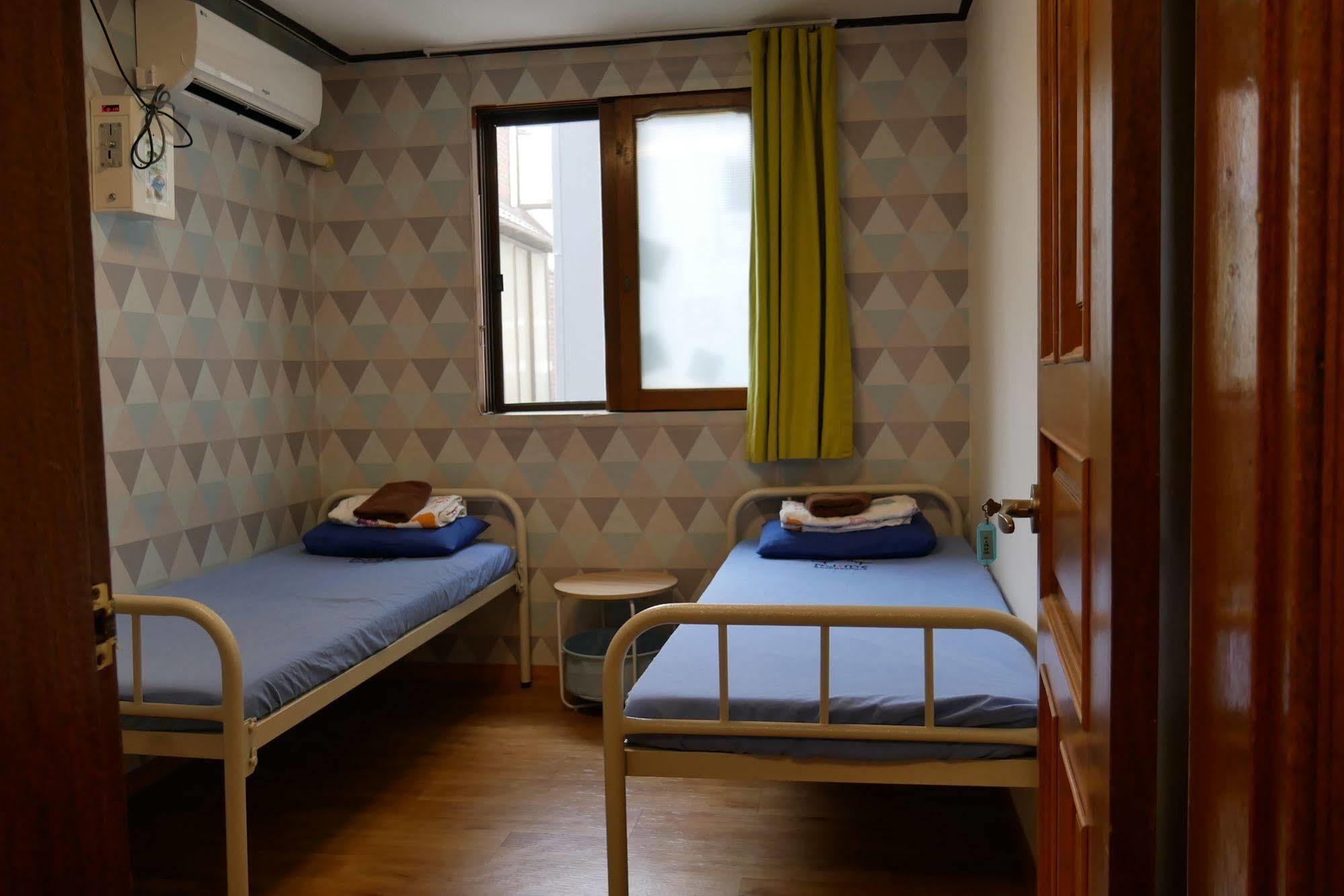Backpackers Inside Seul Exterior foto
