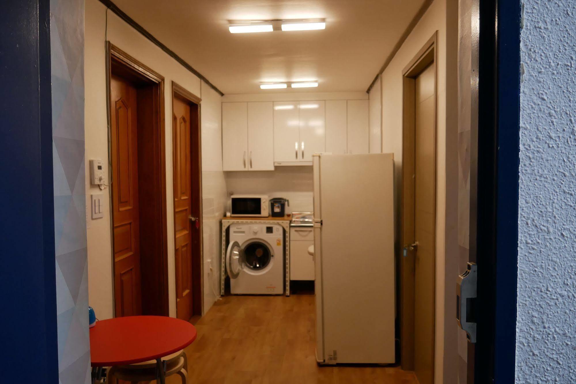 Backpackers Inside Seul Exterior foto